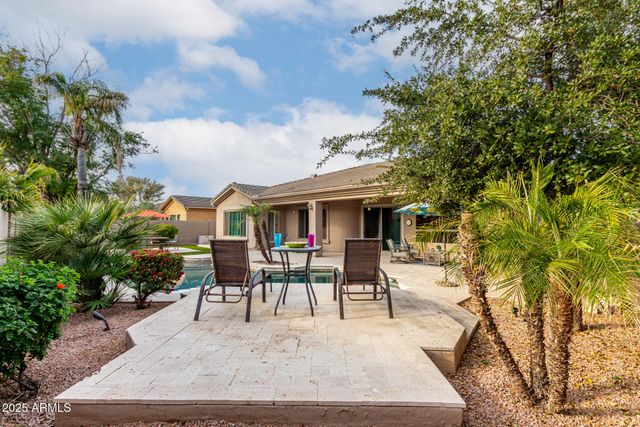 1711 W PRESCOTT Drive, Chandler, AZ 85248