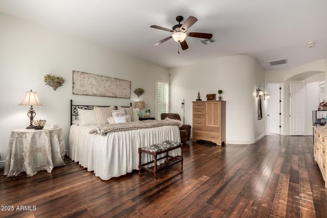 1711 W PRESCOTT Drive, Chandler, AZ 85248