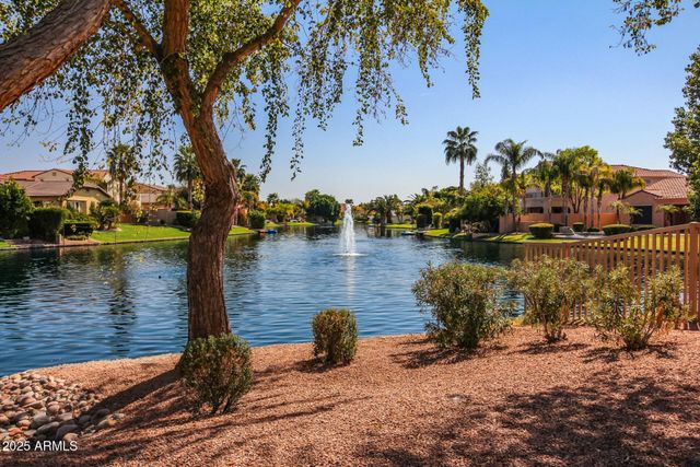 1711 W PRESCOTT Drive, Chandler, AZ 85248