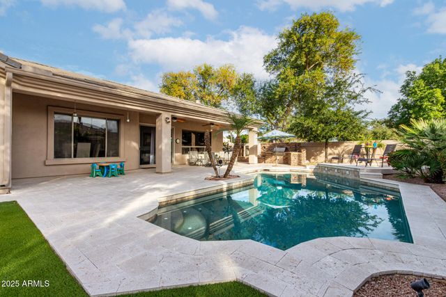 1711 W PRESCOTT Drive, Chandler, AZ 85248