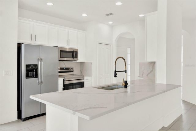 23503 VALDERAMA LANE, Sorrento, FL 32776