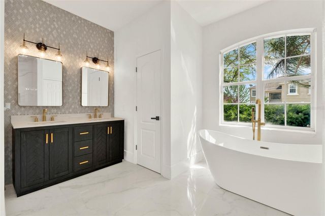 23503 VALDERAMA LANE, Sorrento, FL 32776