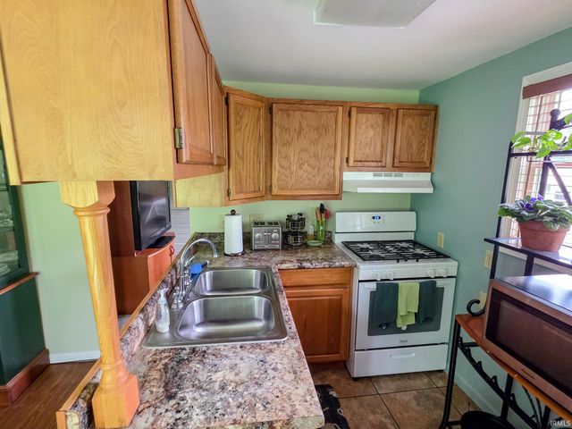 1505 S Olive Street, Bloomington, IN 47401