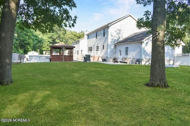 309 Holly Boulevard, Bayville, NJ 08721