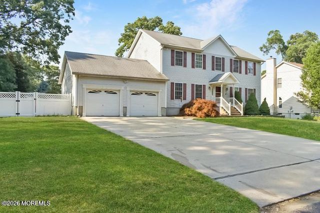 309 Holly Boulevard, Bayville, NJ 08721