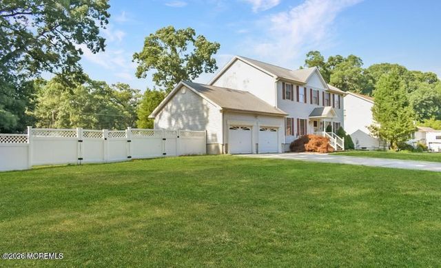 309 Holly Boulevard, Bayville, NJ 08721