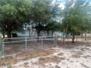 112 County Road 314, Orange Grove, TX 78372