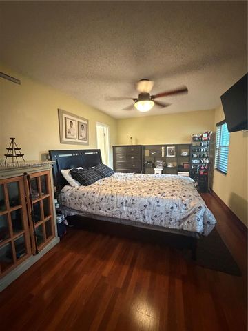 5402 SW 139th Ct, Miami, FL 33175