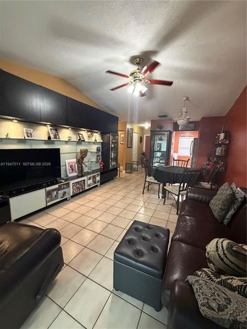 5402 SW 139th Ct, Miami, FL 33175