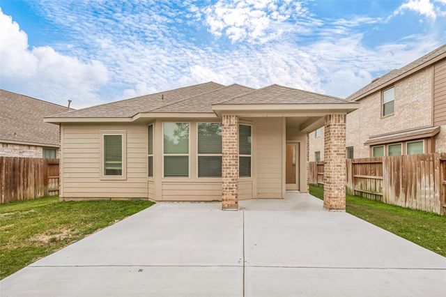 516 Timber Voyage Court, Conroe, TX 77304