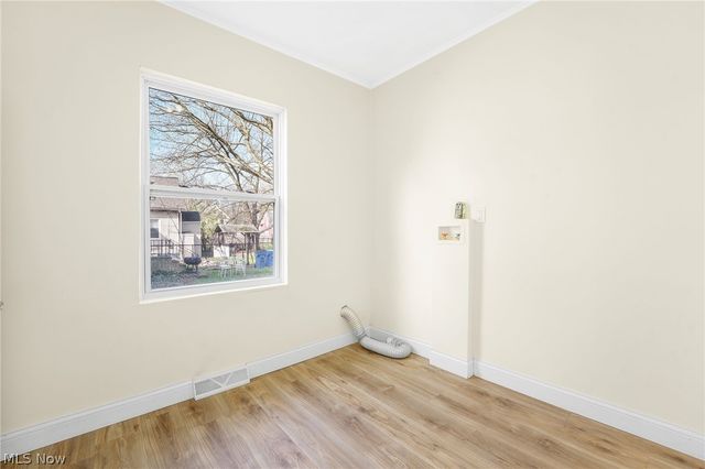 322 W 9th Street, Lorain, OH 44052