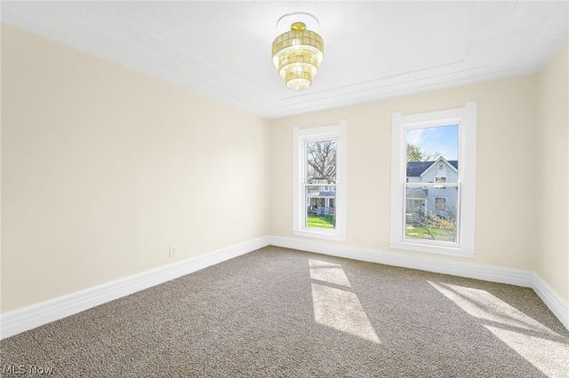 322 W 9th Street, Lorain, OH 44052