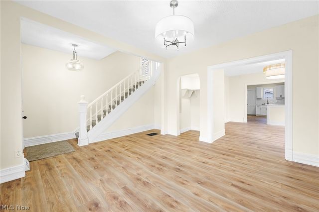 322 W 9th Street, Lorain, OH 44052