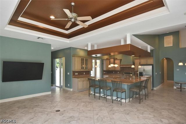 2808 SW 33rd TER, Cape Coral, FL 33914