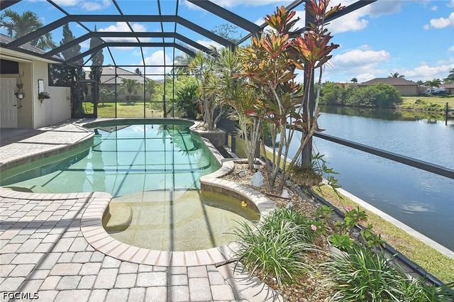 2808 SW 33rd TER, Cape Coral, FL 33914