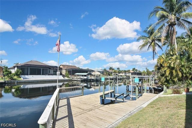 2808 SW 33rd TER, Cape Coral, FL 33914