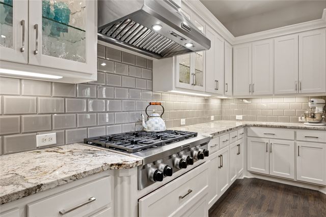 1725 Milford Drive, Flower Mound, TX 75028