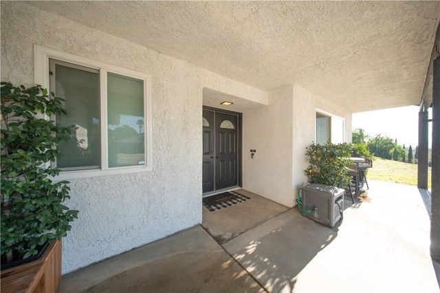 7320 Percheron, Jurupa Valley, CA 92509