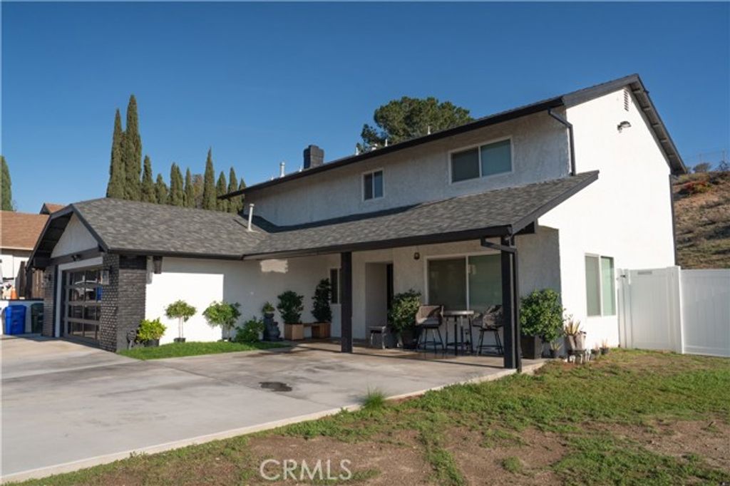 7320 Percheron, Jurupa Valley, CA 92509