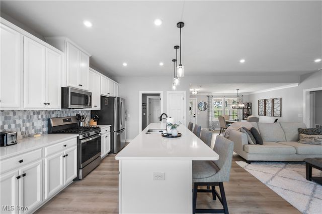 3339 Boettler Street NE, Canton, OH 44721