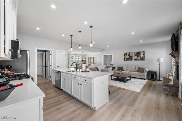 3339 Boettler Street NE, Canton, OH 44721