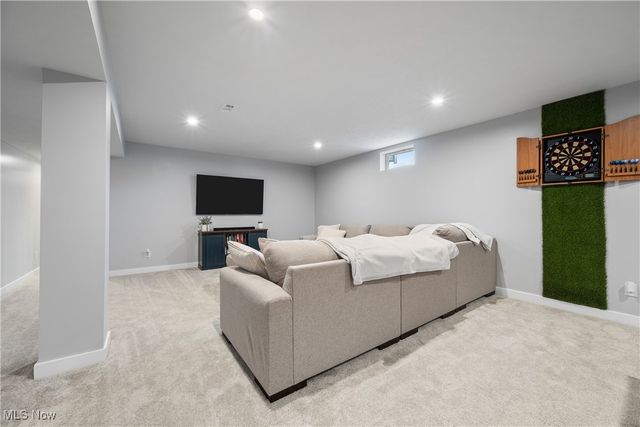 3339 Boettler Street NE, Canton, OH 44721