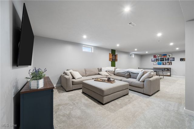 3339 Boettler Street NE, Canton, OH 44721