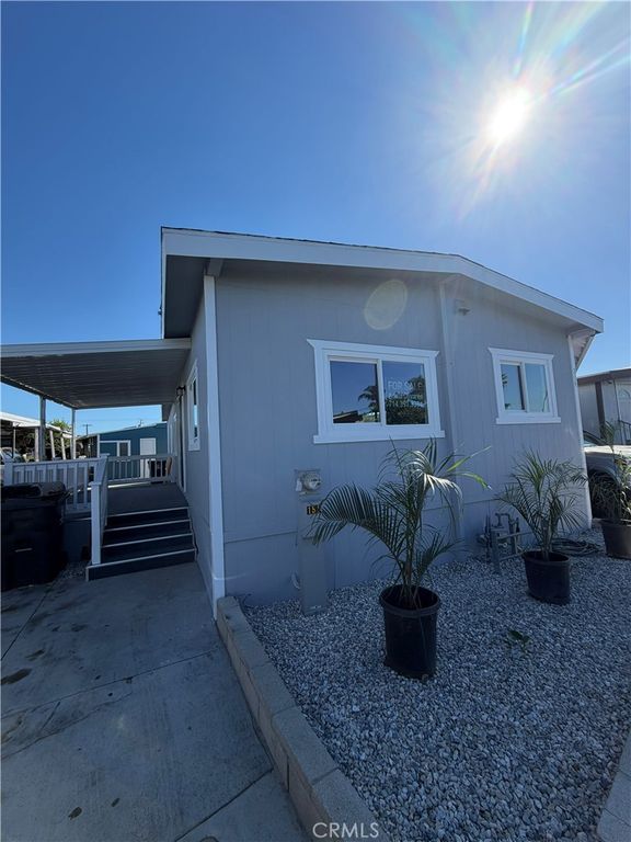 214 S Royal Ln Lane 151, Santa Ana, CA 92704 — exterior