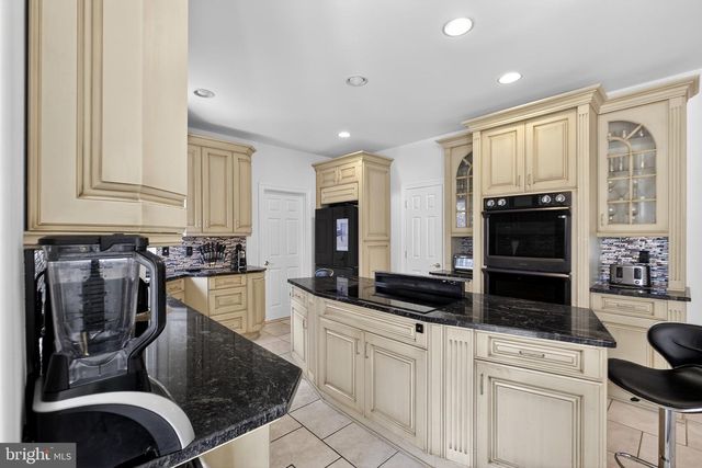 164 OLD NEW YORK RD, Absecon, NJ 08205