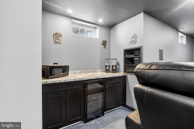 164 OLD NEW YORK RD, Absecon, NJ 08205