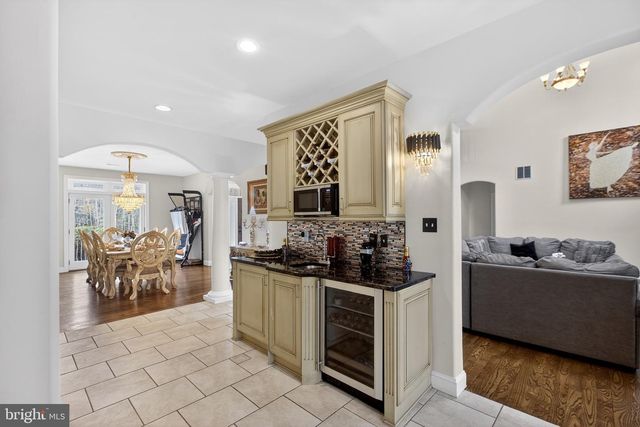 164 OLD NEW YORK RD, Absecon, NJ 08205