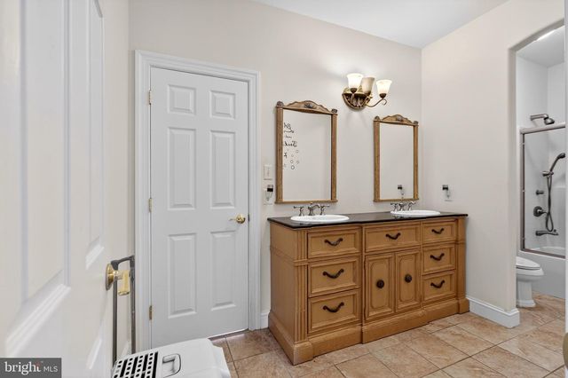 164 OLD NEW YORK RD, Absecon, NJ 08205