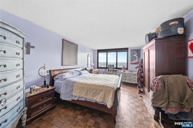 344 Prospect Avenue 2E, Hackensack, NJ 07601