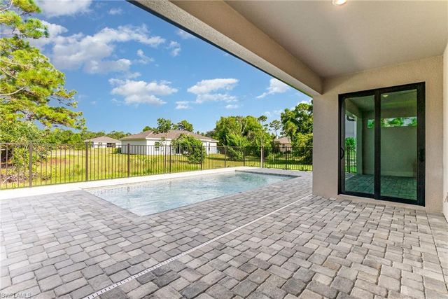 4157 NW 39th AVE, Cape Coral, FL 33993