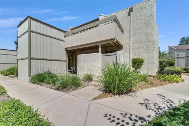 3062 Associated 10, Fullerton, CA 92835