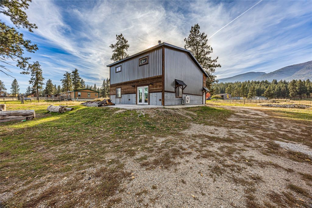 636 Gold Creek Loop, Hamilton, MT 59840 photo 2