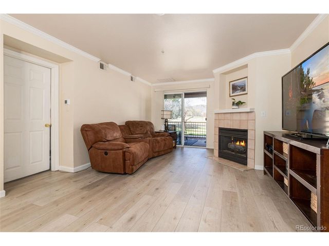 12304 W Cross Dr 103, Littleton, CO 80127
