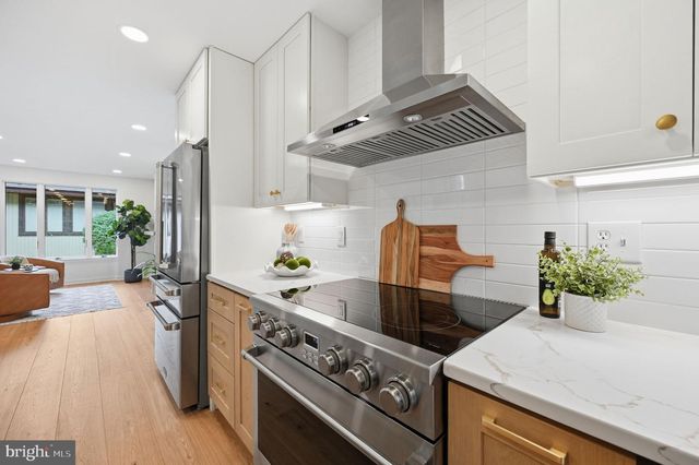 7612 CHANCELLOR WAY, Springfield, VA 22153