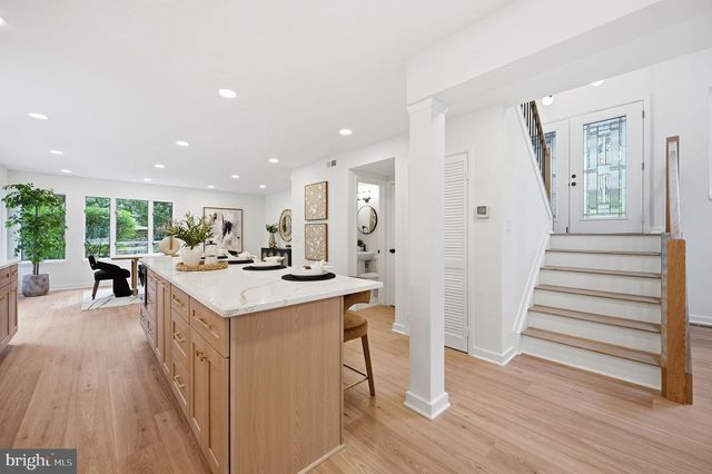 7612 CHANCELLOR WAY, Springfield, VA 22153