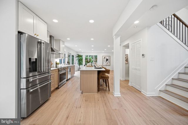 7612 CHANCELLOR WAY, Springfield, VA 22153