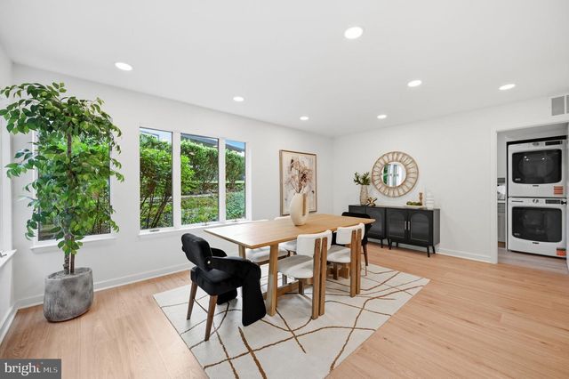 7612 CHANCELLOR WAY, Springfield, VA 22153