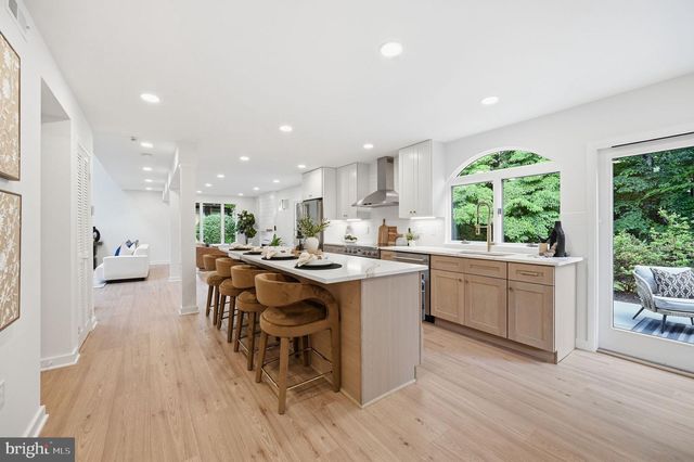 7612 CHANCELLOR WAY, Springfield, VA 22153