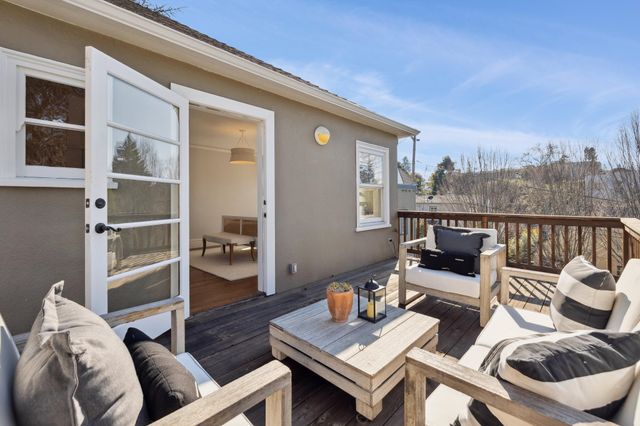 1111 Winsor Ave, Piedmont, CA 94610