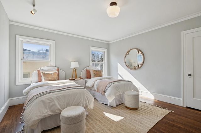 1111 Winsor Ave, Piedmont, CA 94610