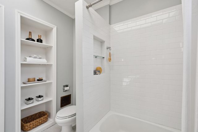 1111 Winsor Ave, Piedmont, CA 94610