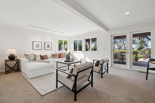 1111 Winsor Ave, Piedmont, CA 94610