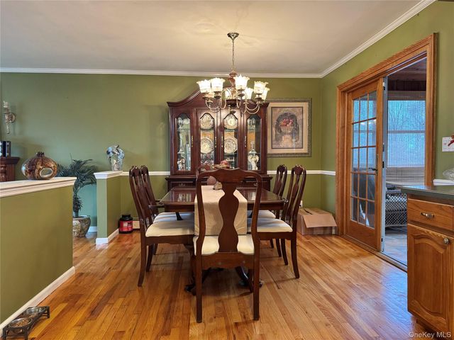 515 Toleman Road, Rock Tavern, NY 12575