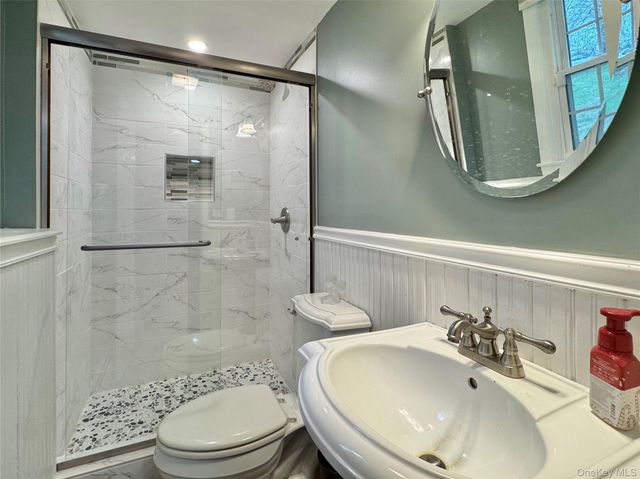 515 Toleman Road, Rock Tavern, NY 12575