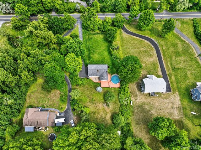 515 Toleman Road, Rock Tavern, NY 12575