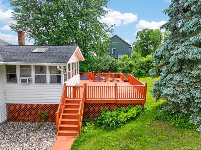 515 Toleman Road, Rock Tavern, NY 12575